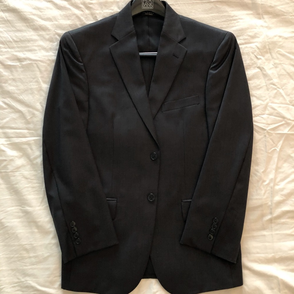 JoS.A.BANK Traveler Collection Tailored Fit Suit